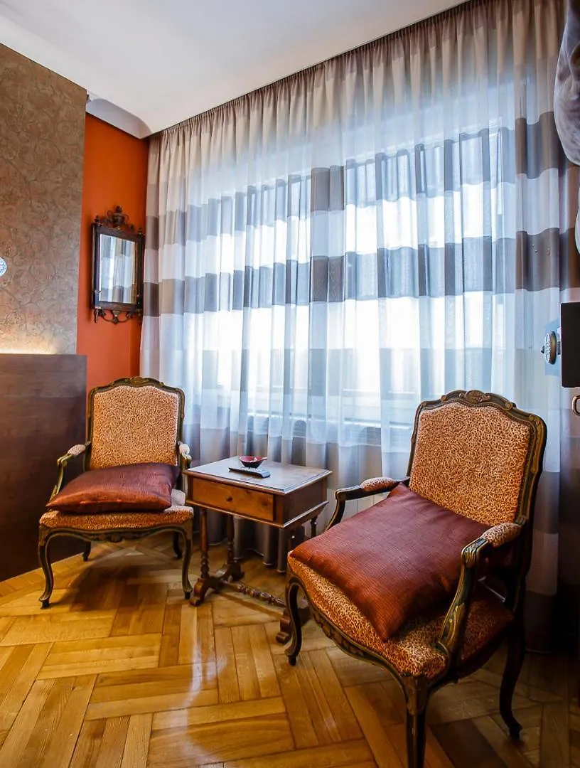 Hostal Rodas Pamplona